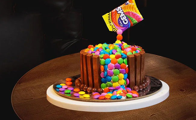 Sunday Sweets Is Up In The Air  Gravity defying cake, Gravity cake, Cake  structure