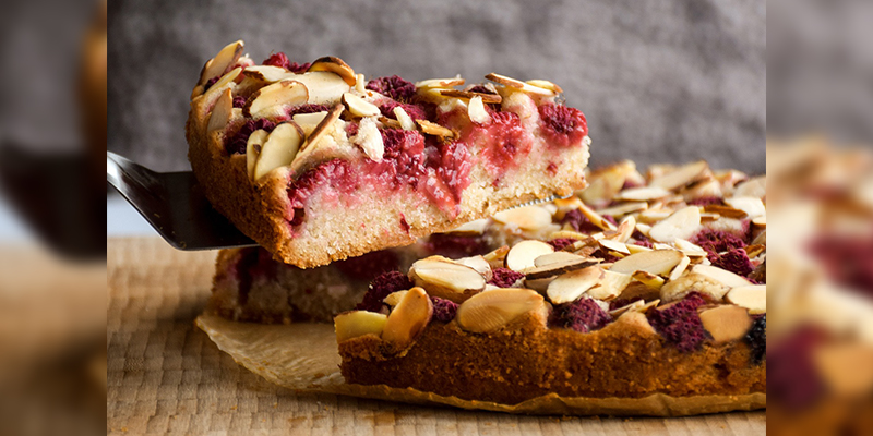 Raspberry Bakewell Cake Recipe