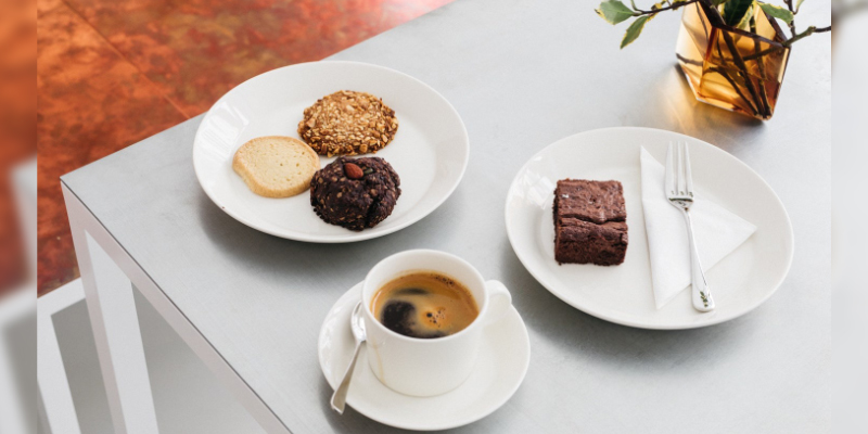 Raise a Toast to International Coffee Day: Best Coffee Pairings from Bakingo