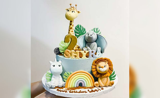 Forest Friends Cake