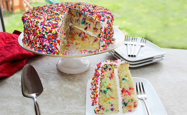 Funfetti Sprinkle Cake