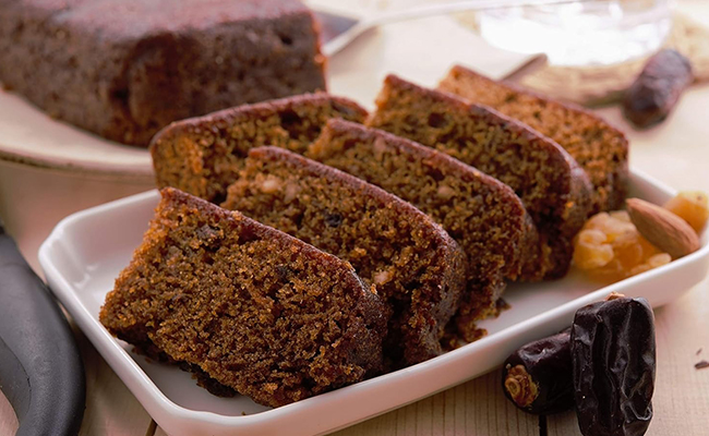 Serving Suggestions of Carrot and date cake