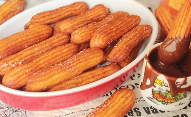 Churros and Chocolate Sauce - Zindagi Na Milegi Dobara